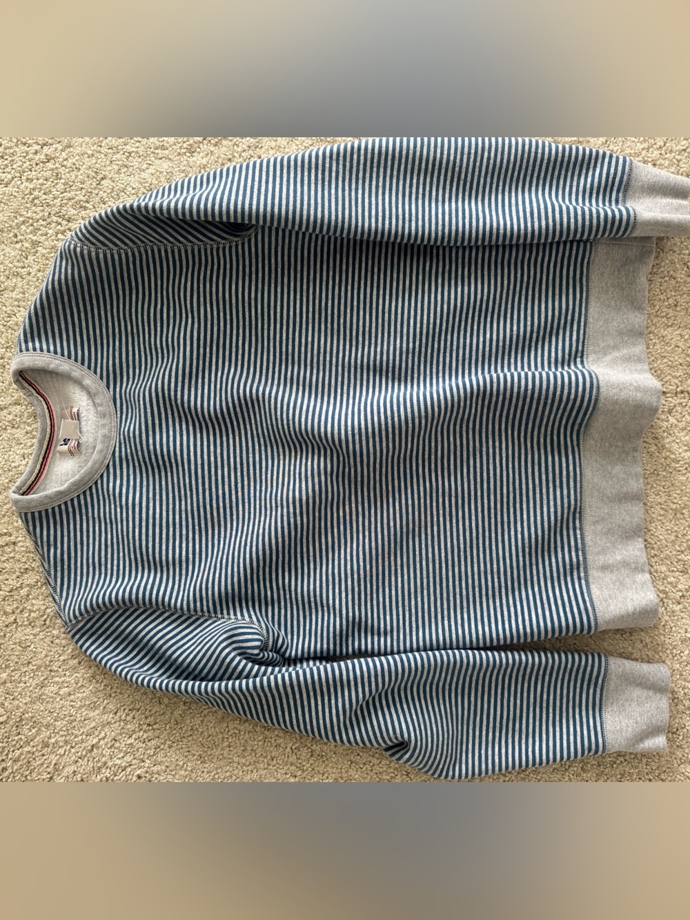 Lands' End vintage Women’s Navy and White Long Sleeve Striped Crewneck